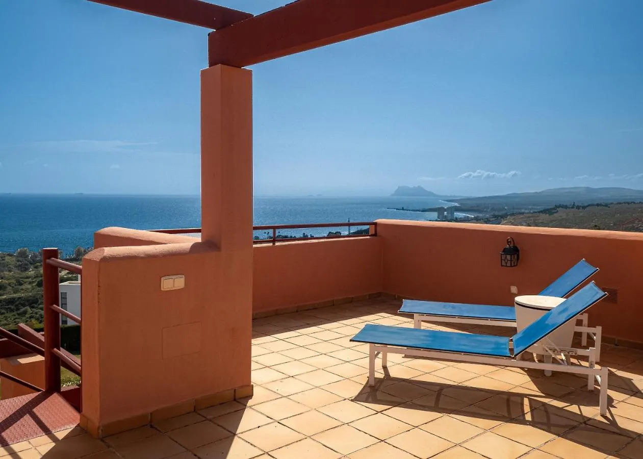 2086-Amazing Penthouse 2 Terraces Sea View ile iletişim