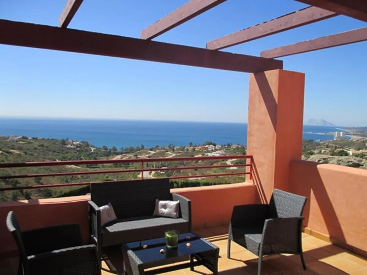 2086-Amazing Penthouse 2 Terraces Sea View Daire Manilva